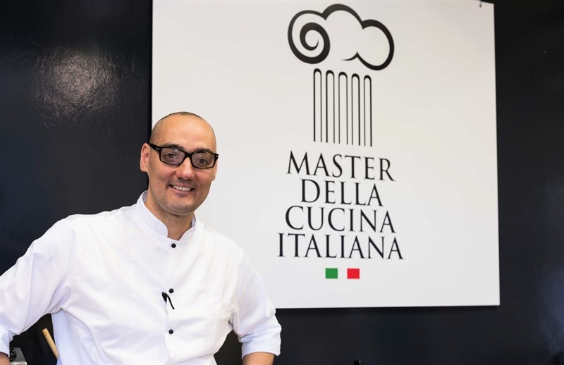 Lo chef Simone Salvini al Master della Cucina Italiana