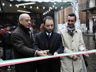 Taglio ufficiale del nastro, oggi, per CioccolandoVi 2012 Taglio ufficiale del nastro, oggi, per CioccolandoVi 2012
