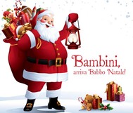 Sotto, un'immagine delle luminarie allestite ad Arzignano Sotto, un'immagine delle luminarie allestite ad Arzignano