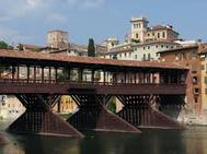 Il Ponte Vecchio a Bassano del Grappa Il Ponte Vecchio a Bassano del Grappa