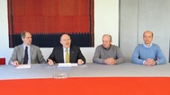 Un'immagine dell'incontro con Graziano Stacchio, in cui è stato consegnata la somma raccolta dal "Fondo Spese Legali" Un'immagine dell'incontro con Graziano Stacchio, in cui è stato consegnata la somma raccolta dal "Fondo Spese Legali"