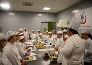 Allievi al lavoro all'Università del Gusto di Creazzo Allievi al lavoro all'Università del Gusto di Creazzo