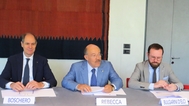 Un'immagine della conferenza stampa di presentazione dell'indagine Un'immagine della conferenza stampa di presentazione dell'indagine