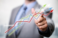 PER LE PMI ITALIANE QUALCHE SPRAZZO DI LUCE PER LE PMI ITALIANE QUALCHE SPRAZZO DI LUCE