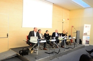 Il tavolo dei relatori al workshop FNAARC Confcommercio Vicenza Il tavolo dei relatori al workshop FNAARC Confcommercio Vicenza