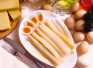 LA STAGIONE DELL’ASPARAGO BIANCO DI BASSANO DOP LA STAGIONE DELL’ASPARAGO BIANCO DI BASSANO DOP