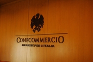 NUOVA GOVERNANCE IN CONFCOMMERCIO NAZIONALE NUOVA GOVERNANCE IN CONFCOMMERCIO NAZIONALE