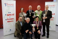 La squadra vicentina posa con: il presidente Fiorenzo Marcato, Nicola Paciolla e Remo Seganfreddo La squadra vicentina posa con: il presidente Fiorenzo Marcato, Nicola Paciolla e Remo Seganfreddo