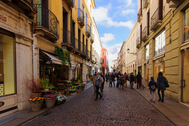 LA "CURA" DEL COMMERCIO E DEL TURISMO PER RILANCIA LA "CURA" DEL COMMERCIO E DEL TURISMO PER RILANCIA