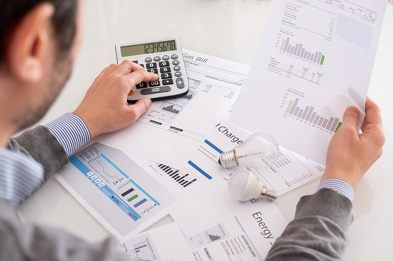 OSSERVATORIO CONFCOMMERCIO ENERGIA: BOLLETTE SEMPRE PIÙ CARE PER LE IMPRESE DEL TERZIARIO