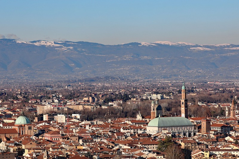 DEMOGRAFIA D’IMPRESA: A VICENZA IL COMMERCIO SOFFRE PIÙ NEI QUARTIERI CHE IN CENTRO STORICO