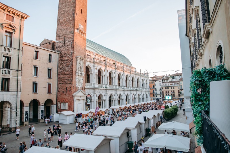 Una precedente edizione di Viwine Festival (fonte Pagina Facebook Viwine Festival).