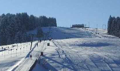 Le piste da sci al Kaberlaba, vicino alla città di Asiago
