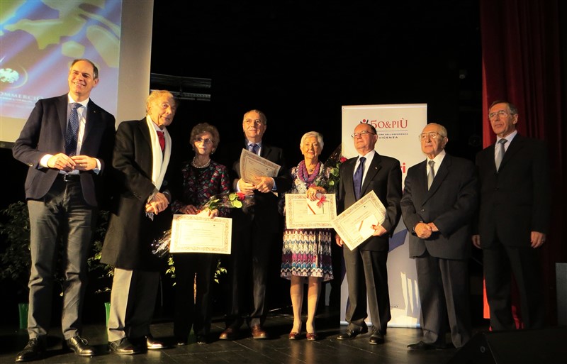 I Benemeriti del Commercio premiati da Fiorenzo Marcato, presidente 50&Più e da Ernesto Boschiero, direttore di Confcommercio Vicenza