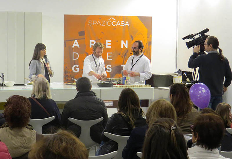 Un cooking show della scorsa edizione