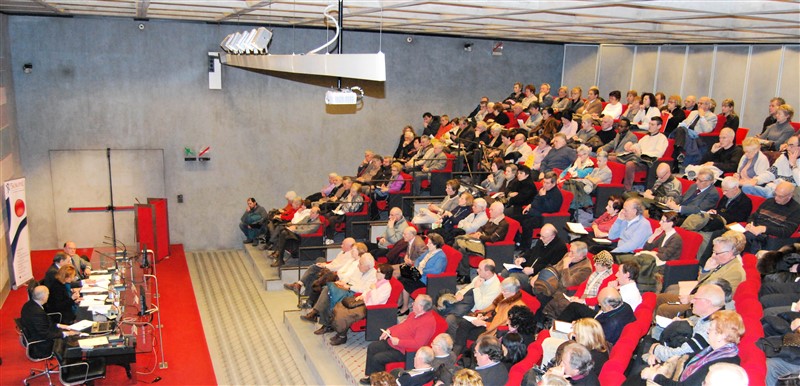 Uno dei seminari sulla salute organizzati dalla 50&Più di Vicenza nella sede della Confcommercio provinciale.
