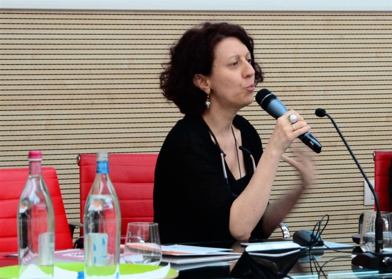 Nicoletta Polliotto durante il suo intervento al seminario dell'Associazione Provinciale Ristoratori Confcoomercio Vicenza