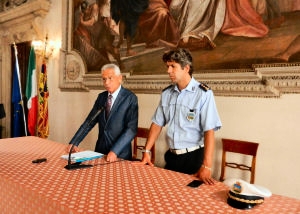Da sinistra, l'assessore Rotondi e il comandante Rosini