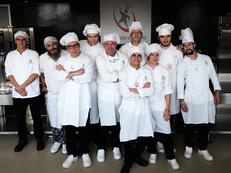 Gli allievi della precedente edizione del corso cuoco