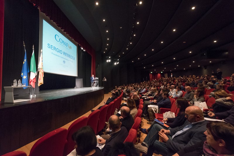 Il Ridotto del Teatro Comunale di Vicenza gremito per Conflab