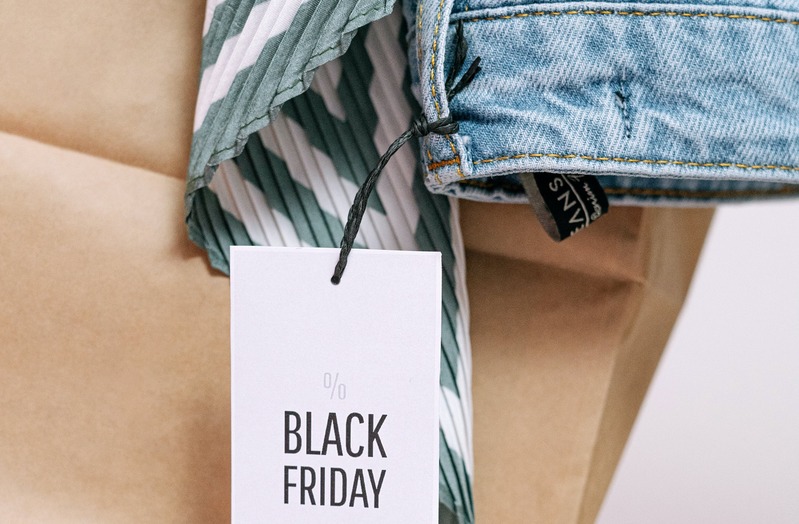 SEI ITALIANI SU 10 APPROFITTERÀ DEL BLACK FRIDAY