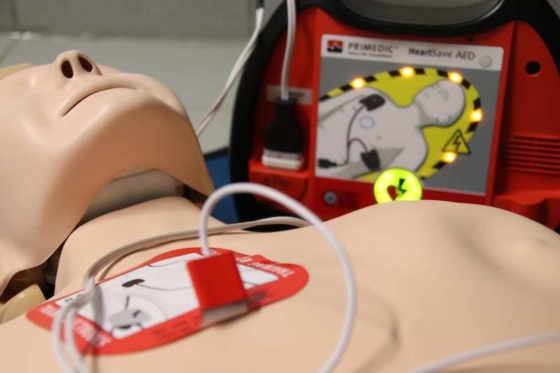 DEFIBRILLATORI E PREVENZIONE: ARRIVANO I CONTRIBUTI