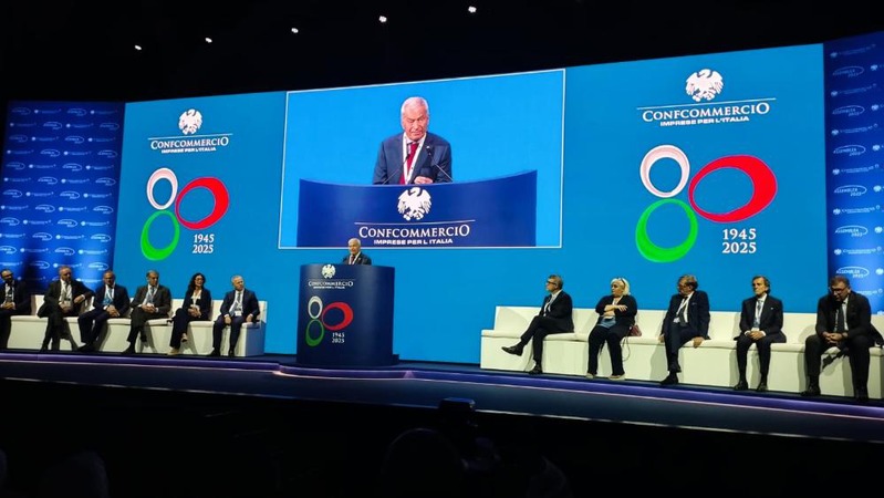 ASSEMBLEA CONFCOMMERCIO: USCIRE DALLA TRAPPOLA DELL’INCERTEZZA