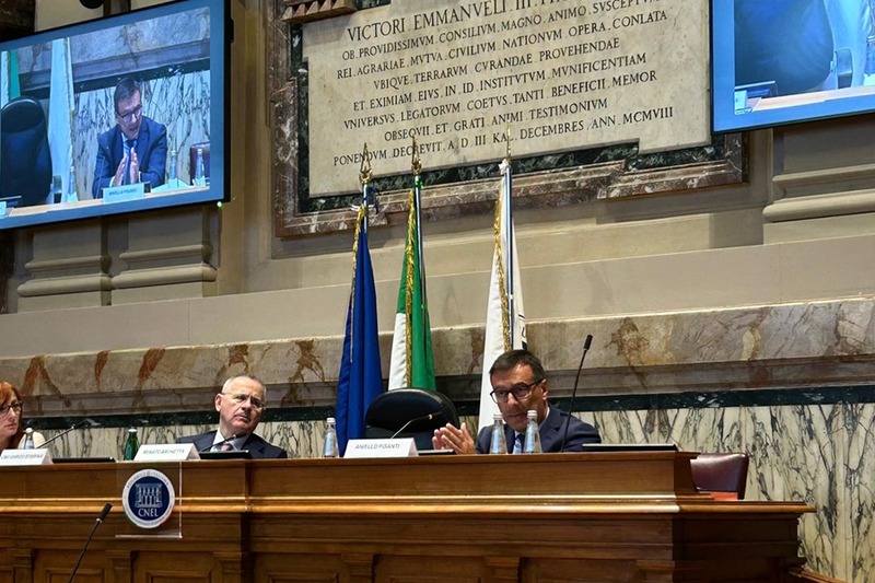 PRESENTATO AL CNEL IL MANUALE SUL DUMPING CONTRATTUALE NEI PUBBLICI ESERCIZI