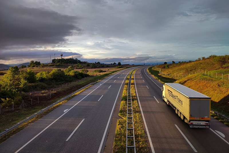 AUTOTRASPORTO CONTO TERZI: IL CONTRIBUTO PER L’ALBO NON CAMBIA