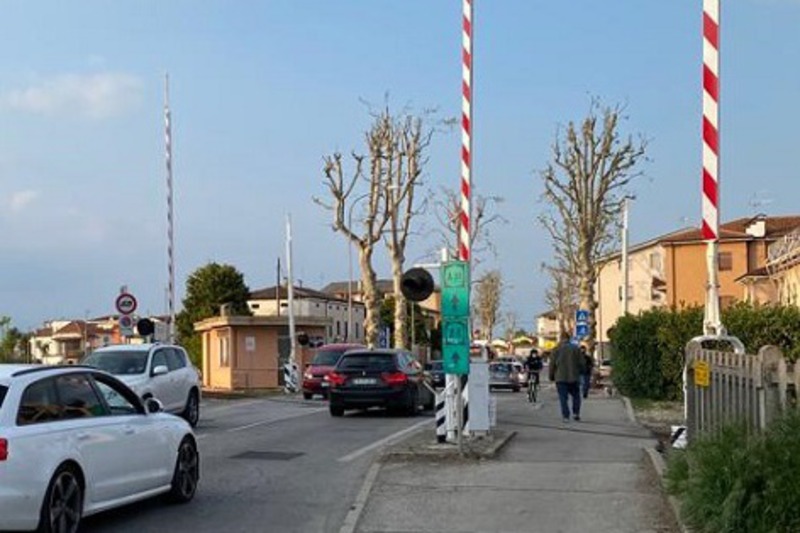 Il passaggio a livello di Anconetta (Foto Comune di Vicenza)