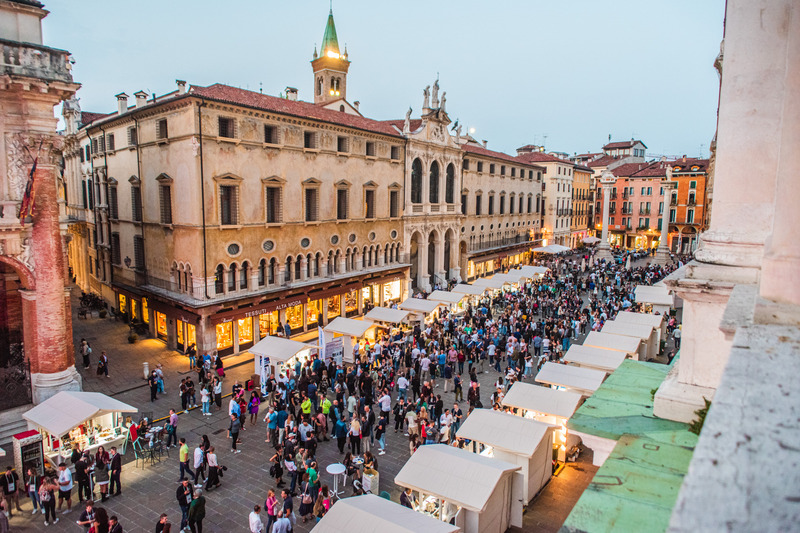 L'immagine di una precedente edizione di Viwine Festival