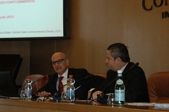 La presentazione dell'Outlook nella sede di Confcommercio nazionale