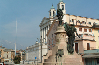 Un'immagine del centro storico di Schio