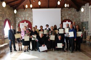 Foto di gruppo per i premiati