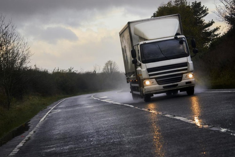 TRASPORTI E LOGISTICA NELLA "MORSA" DI BUROCRAZIA