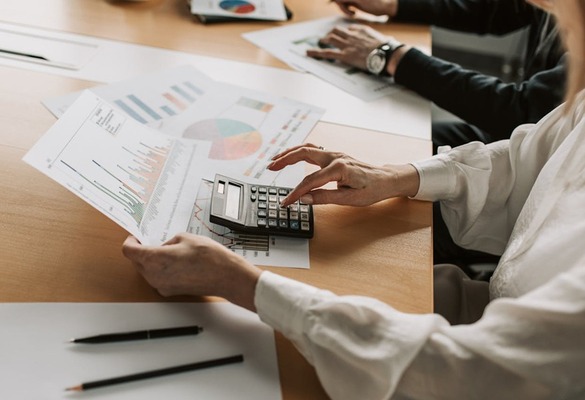 CONSUMI IN CALO A MARZO, PREOCCUPA L’INFLAZIONE “PERCEPITA”