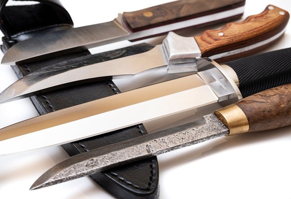 NUOVE REGOLE PER LA VENDITA DI STRUMENTI DA PUNTA O DA TAGLIO AI MINORI