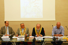 Da sinistra, E. Boschiero (Confcommercio Vicenza); L. Righi (Confraternita);  F. Fabbris (Pro Sandrigo), A. Chemello (Gruppo Ristoratori Bacalà)