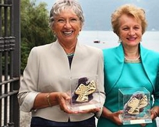 Le due Supervincitori vicentine  premiate: da sinistra Maria Teresa Fiorato e Bertilla Diquigiovanni