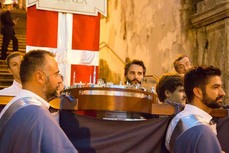 Un'immagine d'archivio della processione (foto arch. Romano Concato)