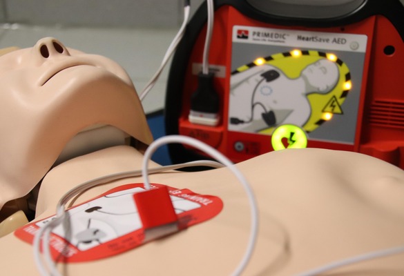DEFIBRILLATORI E PREVENZIONE: ARRIVANO I CONTRIBUTI