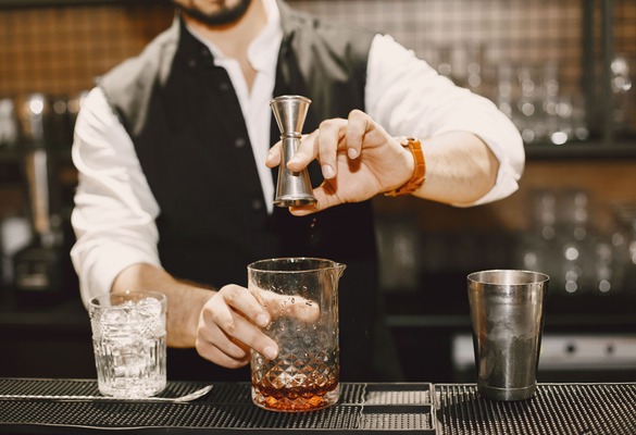 ALL’UNIVERSITÀ DEL GUSTO I NUOVI TREND DELLA MIXOLOGY E I COCKTAIL NO ALCOL