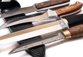 NUOVE REGOLE PER LA VENDITA DI STRUMENTI DA PUNTA O DA TAGLIO AI MINORI