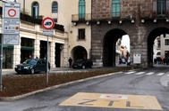 L'accesso alla zona Ztl da piazza Castello a Vicenza L'accesso alla zona Ztl da piazza Castello a Vicenza
