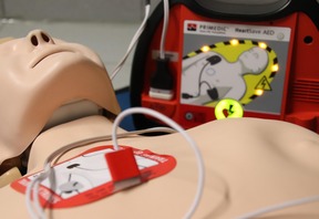 DEFIBRILLATORI E PREVENZIONE: ARRIVANO I CONTRIBUTI